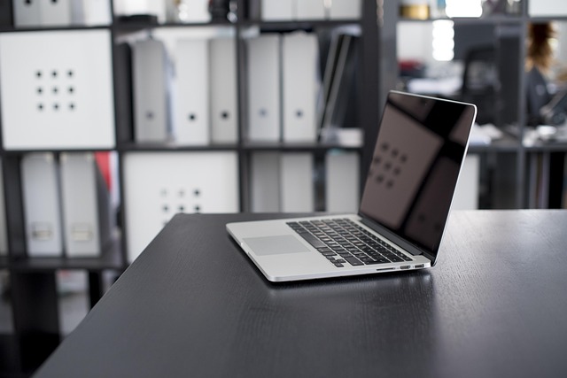 **Cyfrowy Detoks na Wsi: Jak Minimalizm Technologiczny Wzmacnia Więź z Naturą i Lokalną Społecznością?** - 2 2025 **Cyfrowy Detoks na Wsi: Jak Minimalizm Technologiczny Wzmacnia Więź z Naturą i Lokalną Społecznością?** - 1 2025